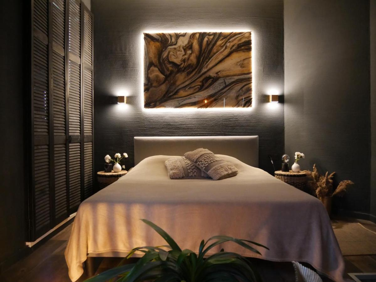 Sleep - Black And Gold Loft Cityview *