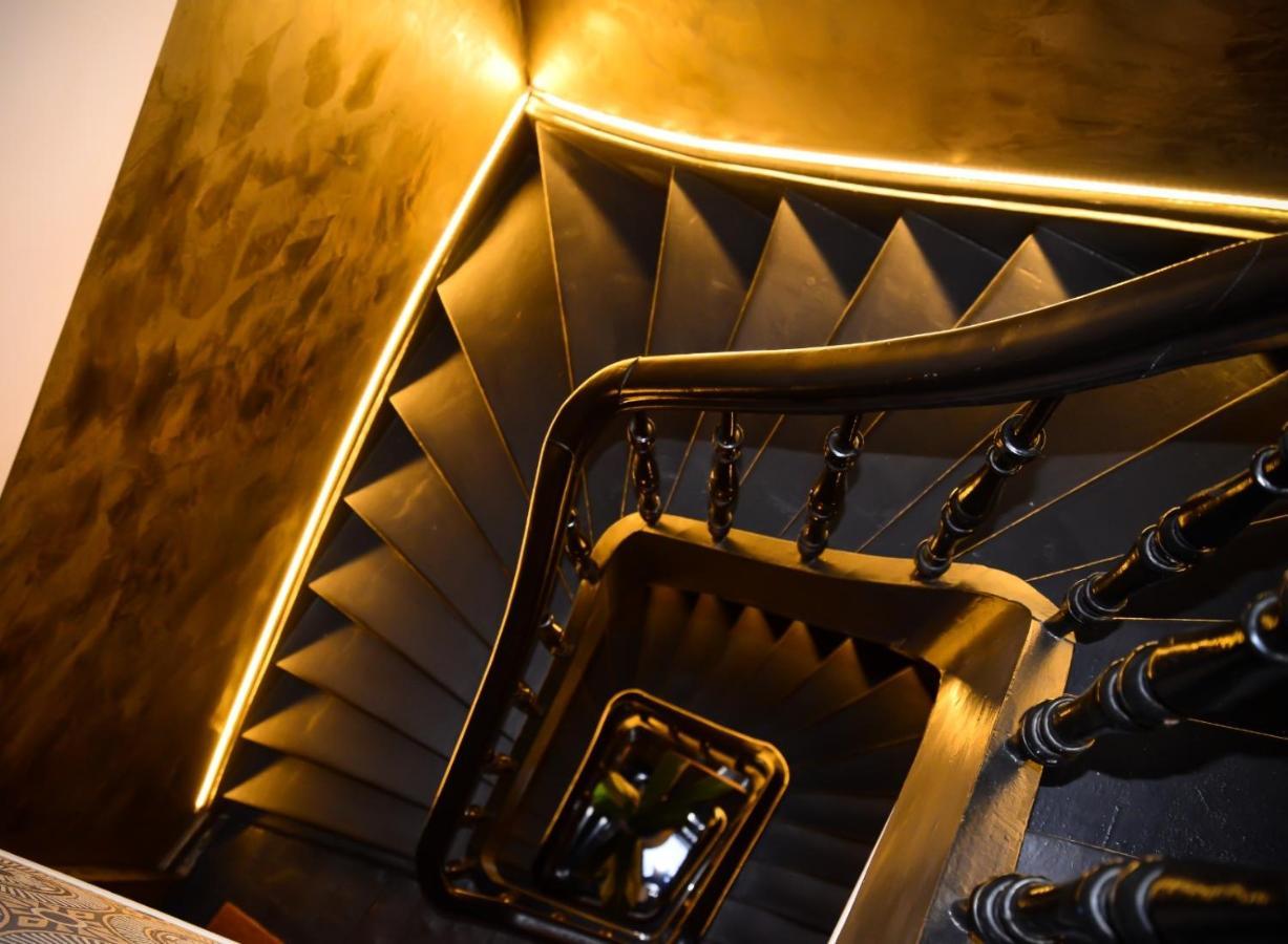 Sleep - Black And Gold Loft Cityview * Antwerpen